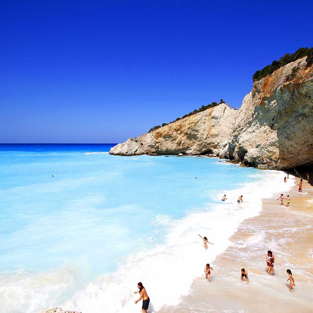 Stunning beach near Lygia, Lefkada, perfect for beachfront property seekers.